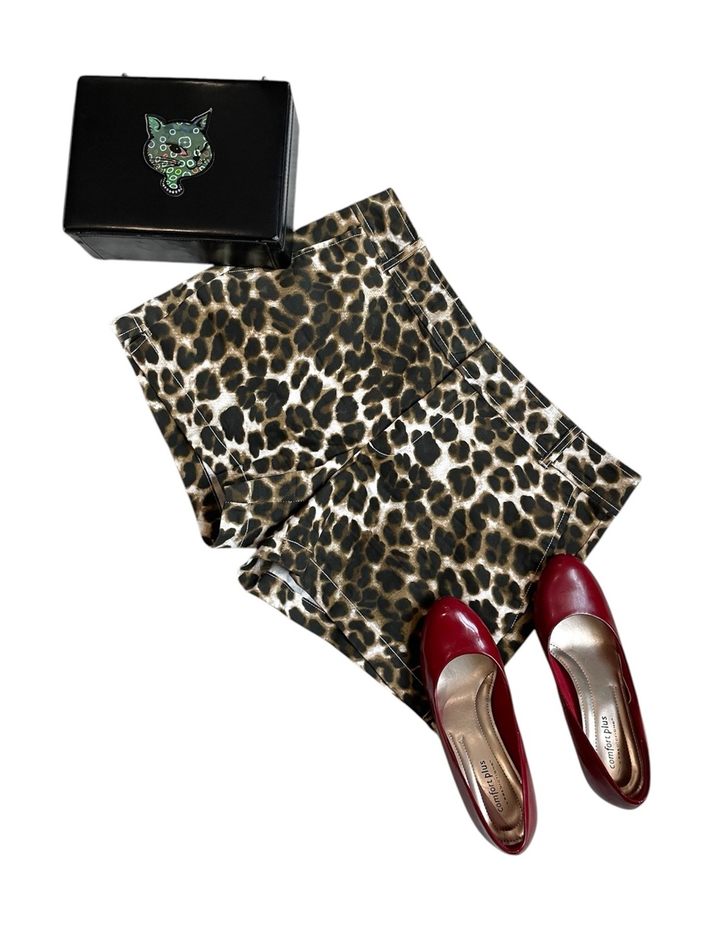 New York & company Leopard Print Women’s Shorts size 6 - Picture 10 of 17